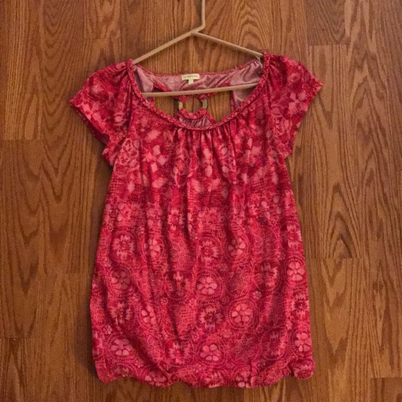 Pink Shiite with cute back detail - Picture 1 of 2